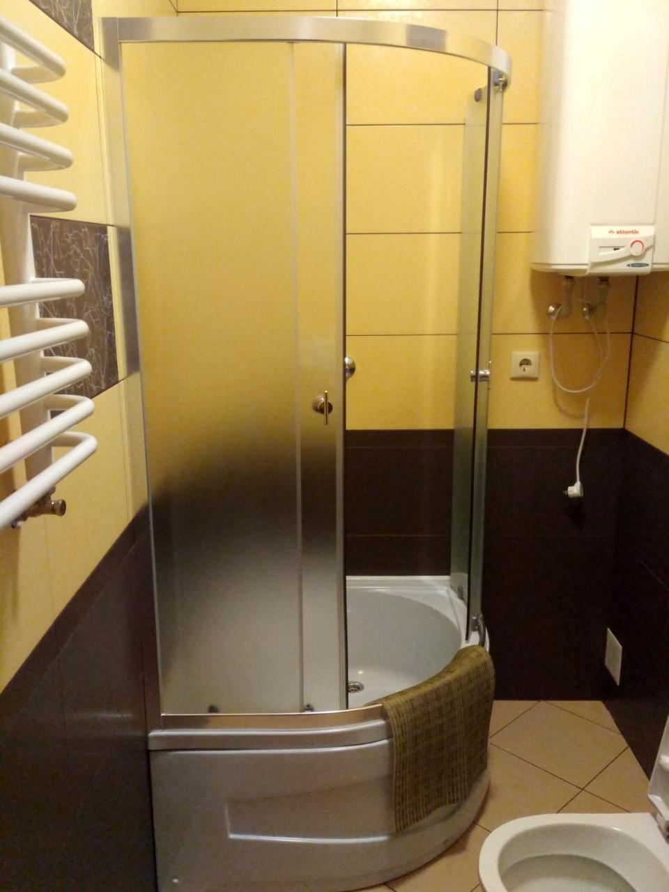 Atlant Hotel Ostroh 外观 照片